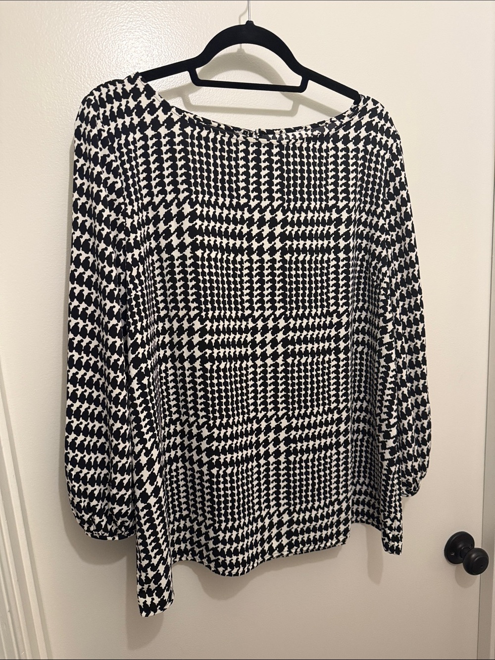 Talbots Black and White Houndstooth Boatneck Blouse